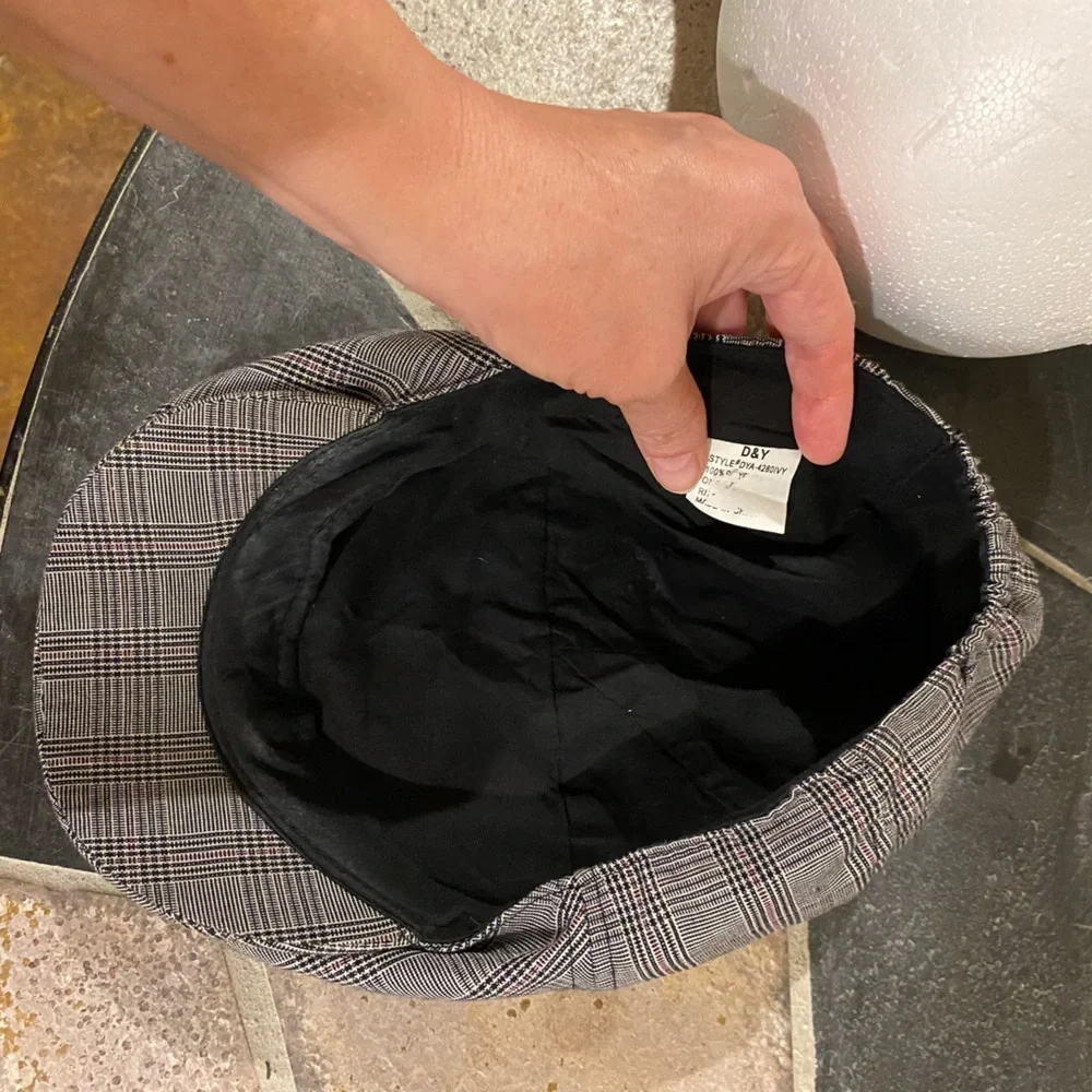Y2K D&Y Glen Plaid Ivy Cap Black White Pink